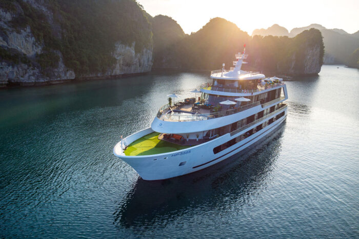 Halong Bay Cruises Stellar of the Seas Overnight Cruises