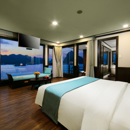 halong bay tours cruises from Hanoi to Halong bay best things to do in Halong Bay Hotels with 1 day trip peony cruise luxury 5 stars junk boat halong bay