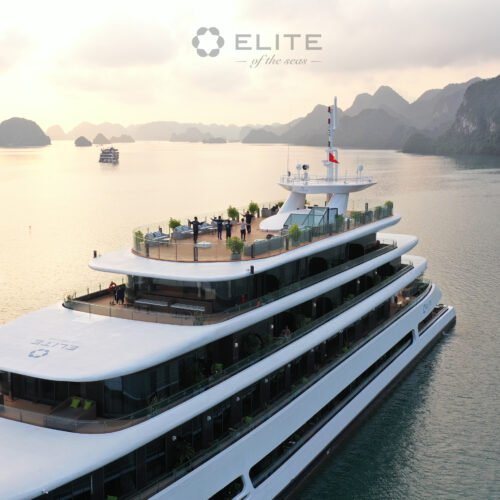halong bay tours cruises from Hanoi to Halong bay best things to do in Halong Bay Hotels with 1 day trip elite of the seas overnight luxury 5 stars cruises