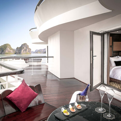 halong bay tours cruises from Hanoi to Halong bay best things to do in Halong Bay Hotels with 1 overnight trip ambassador luxury 5 stars cruises