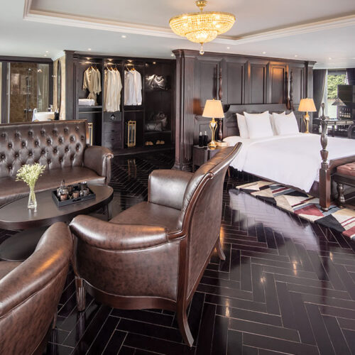 halong bay tours cruises from Hanoi to Halong bay best things to do in Halong Bay Hotels with 1 overnight trip ambassador luxury 5 stars cruises