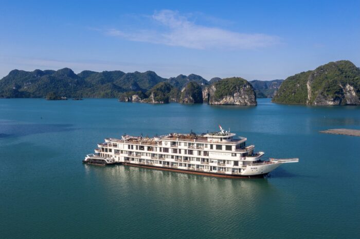 Halong Bay Cruise Ambassador 2 Days 1 Night