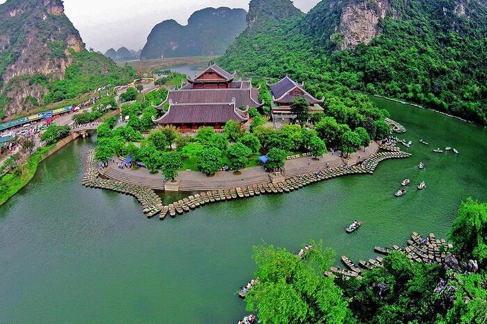 HANOI NINH BINH HOA LU – TRANG AN – MUA CAVE 1 DAY TRIP BY LIMOUSINE